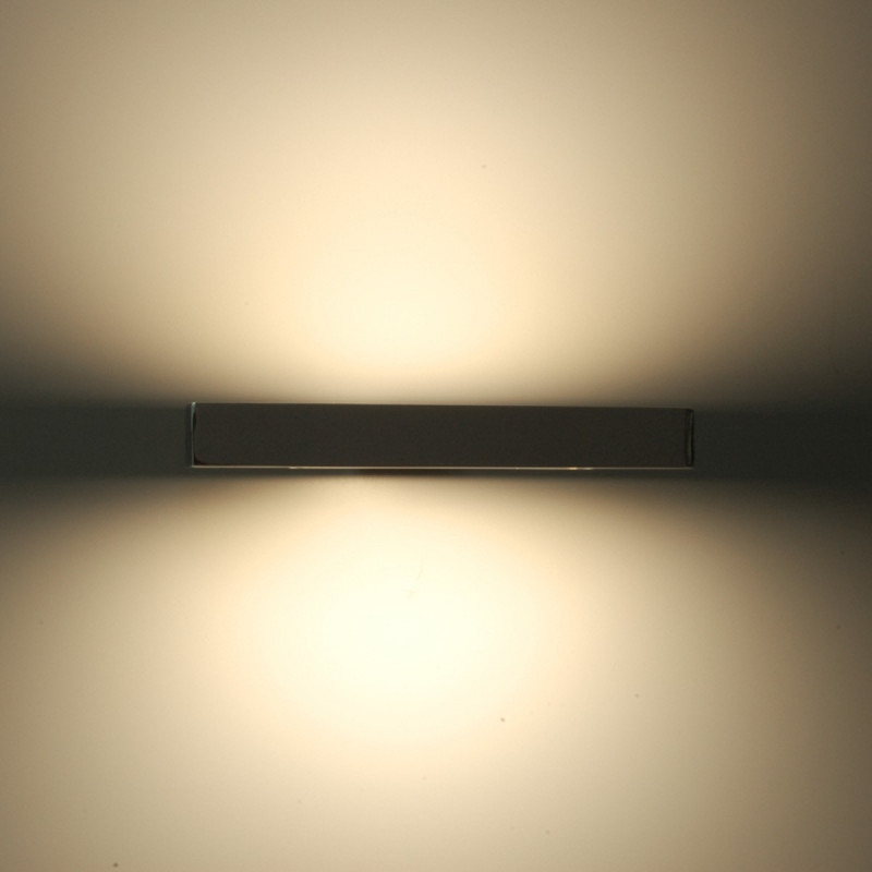 COMPACT LED APPLIQUE BIEMISSIONE LUCE CALDA ACCESA