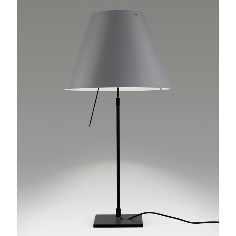 COSTANZA TAVOLO GRIGIO CEMENTO ACCESA