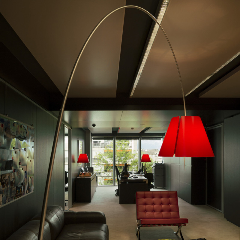 Luceplan Lady Costanza lampada da terra con stelo ad arco