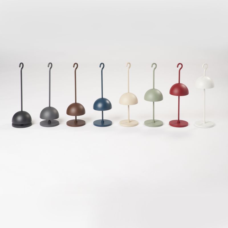 Logica IOTA lampada tavolo e sospensione portatile ricaricabile per esterni ed interni