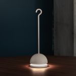 Logica IOTA lampada tavolo e sospensione portatile ricaricabile per esterni ed interni