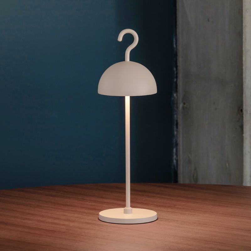 Logica IOTA lampada tavolo e sospensione portatile ricaricabile per esterni ed interni