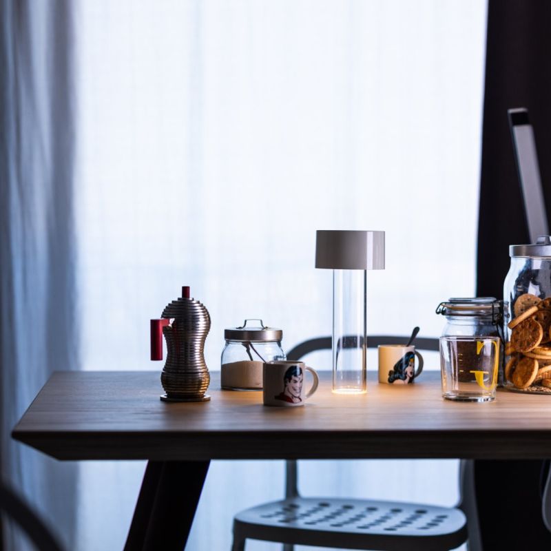 Foscarini Fleur lampada LED portatile a batteria ricaricabile