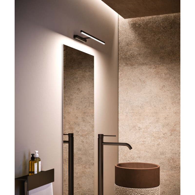 Linea Light Straight Applique 52 cm